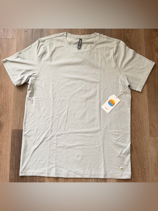 Vuori Other - Vuori Men's Tuvalu Tee T-Shirt Sky Grey  Size XL V101 NWT